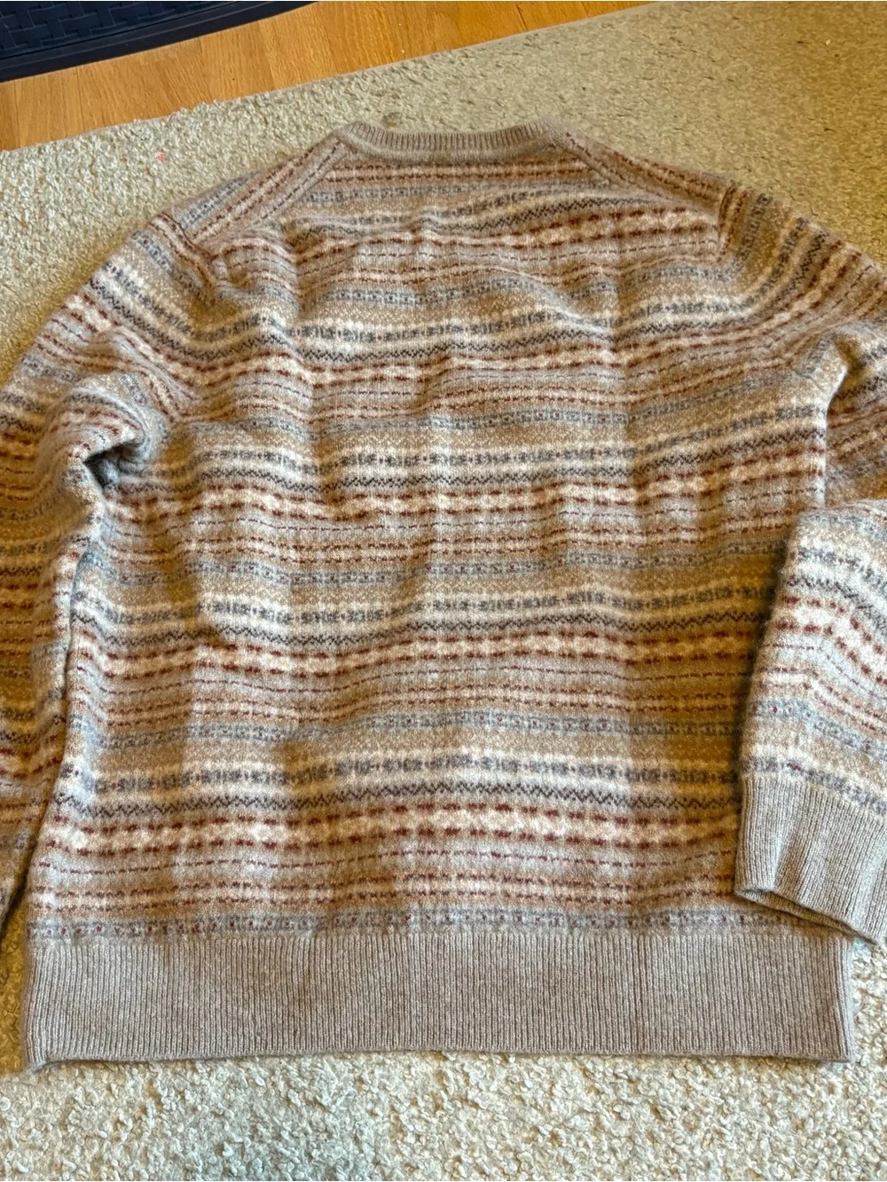 Brooks Brothers Lambs Wool V-Neck Sweater XL Fair Isle Tan Red Cream